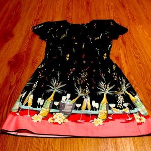 Bernie Dexter Dress. Size 6. Never Worn.